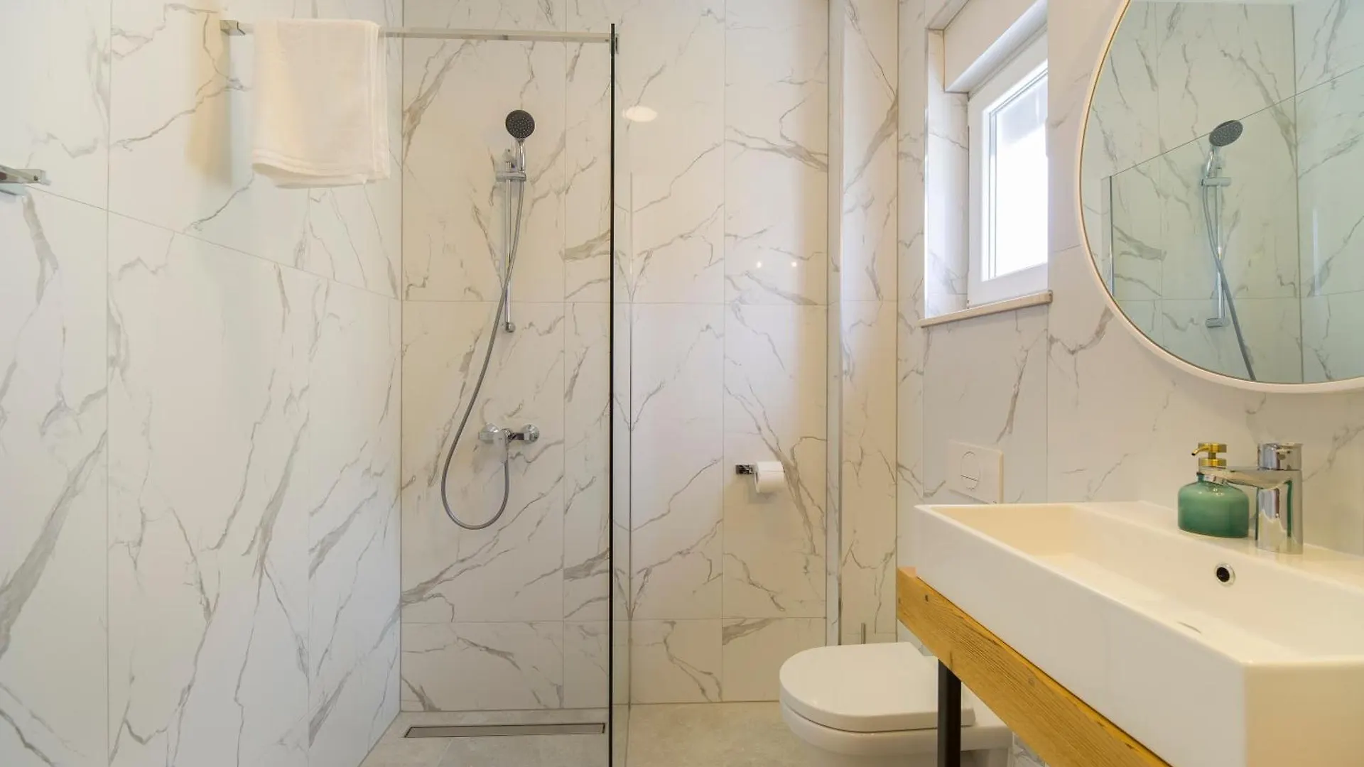 Bulli Croatia Hotel Seget Donji Croatia